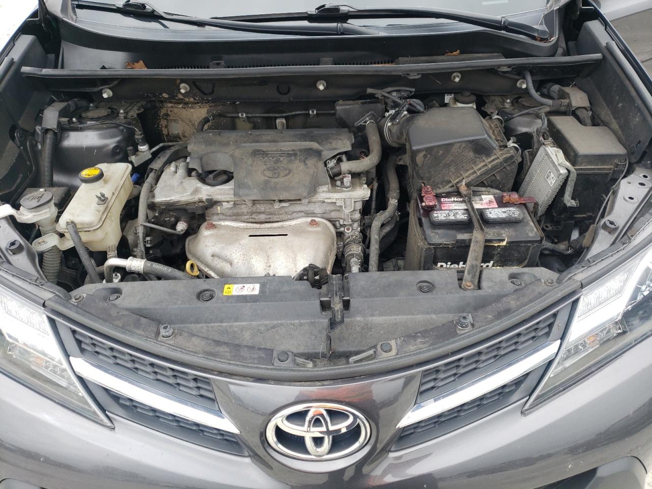 2T3BFREV1FW285148 2015 Toyota Rav4 Le