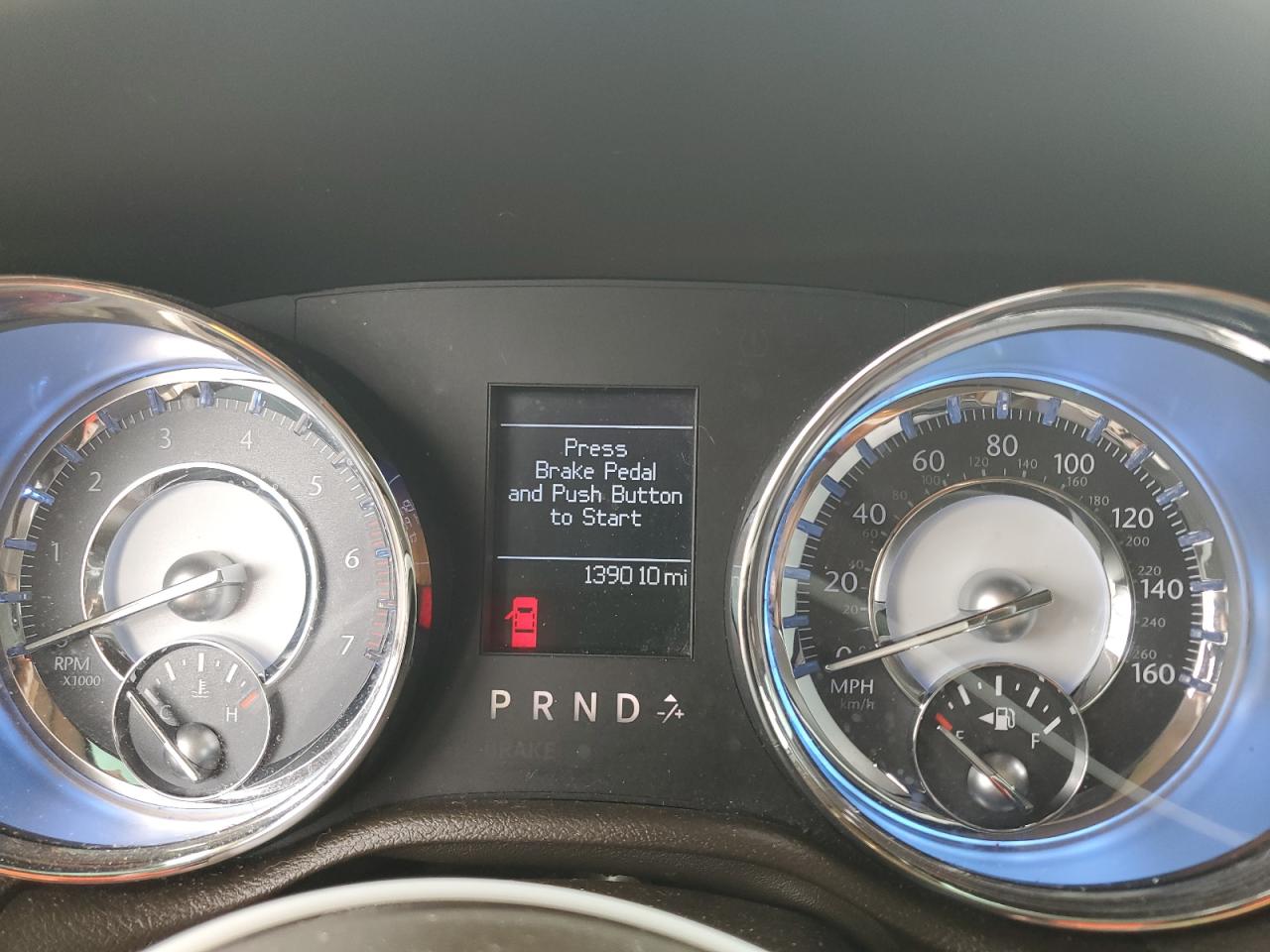 2C3CA6CT5BH598625 2011 Chrysler 300C