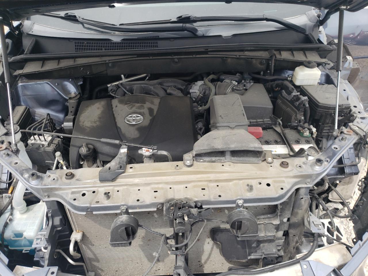 5TDKZRFH5KS314551 2019 Toyota Highlander Se