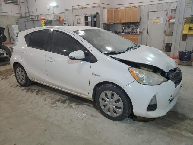 2013 Toyota Prius C VIN: JTDKDTB33D1042880 Lot: 55821784