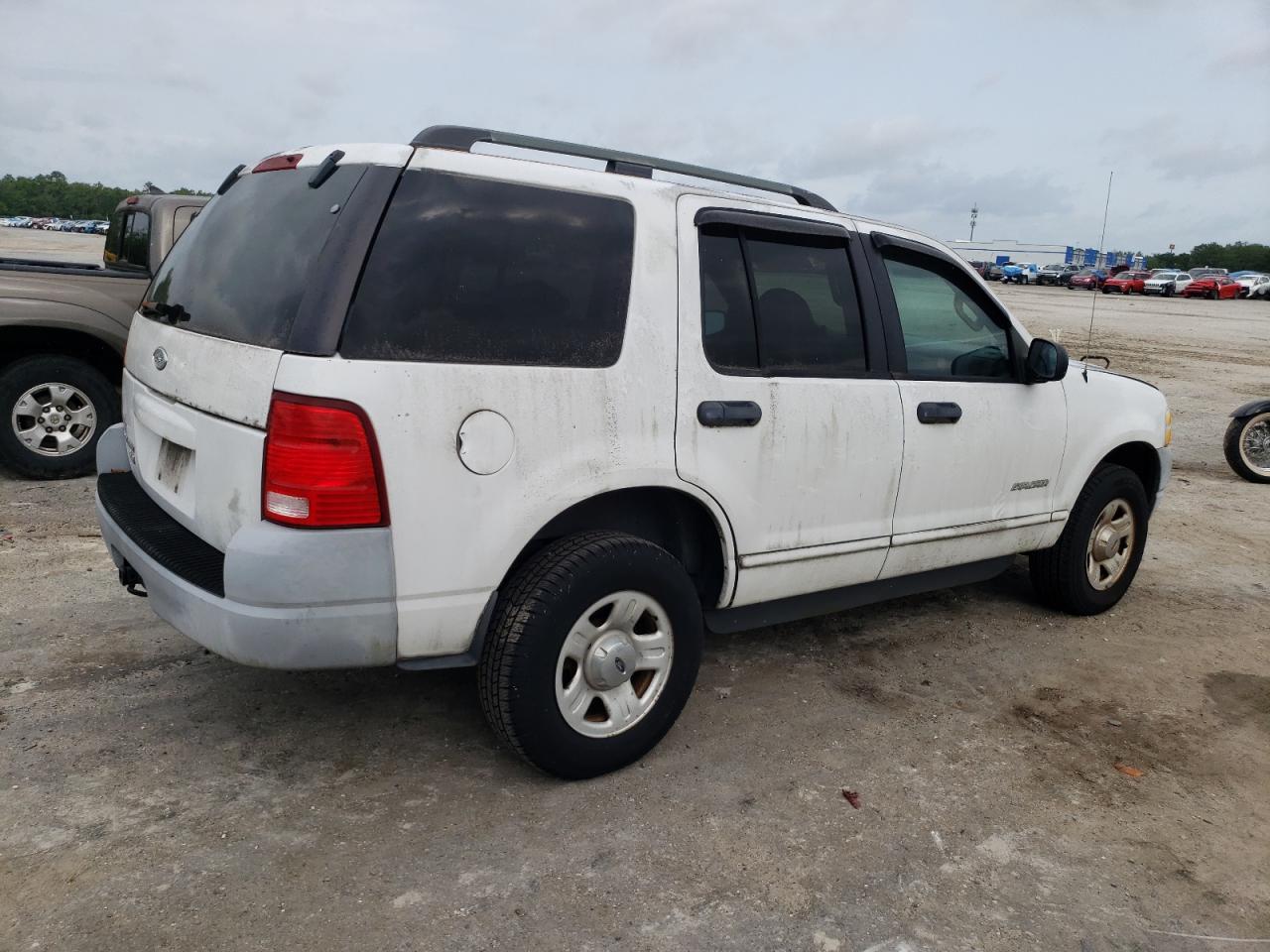 1FMZU62E62ZB46209 2002 Ford Explorer Xls