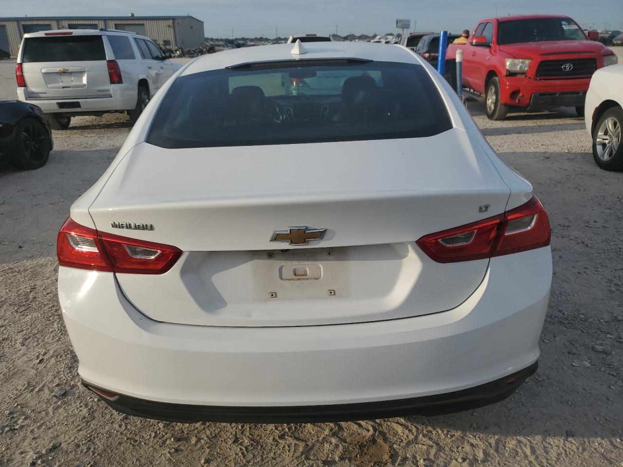 2016 Chevrolet Malibu Lt vin: 1G1ZE5ST1GF286180