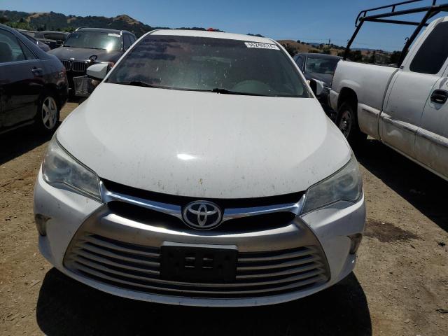 VIN 4T4BF1FK3FR504695 2015 Toyota Camry, LE no.5