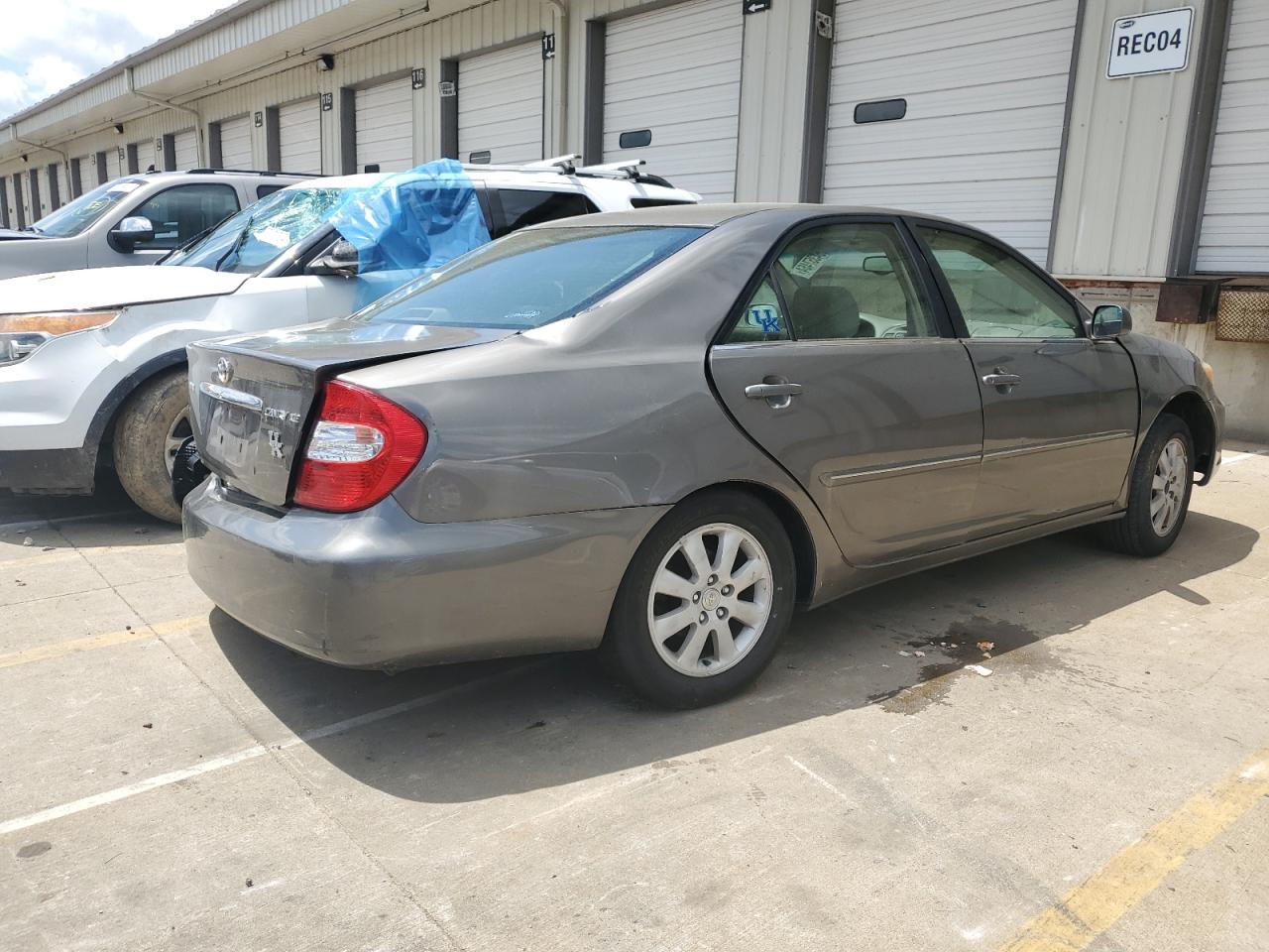 4T1BE32K32U626255 2002 Toyota Camry Le