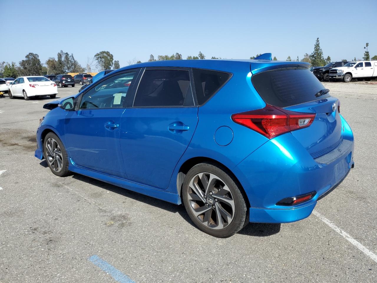 2017 Toyota Corolla Im vin: JTNKARJE5HJ543592