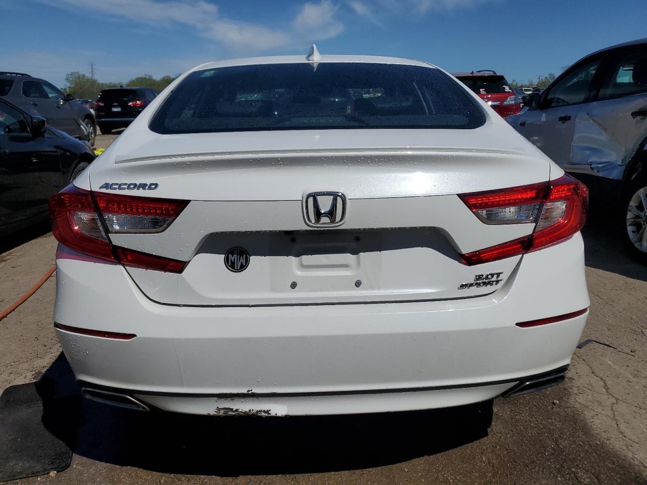 1HGCV2F3XJA053121 2018 Honda Accord Sport