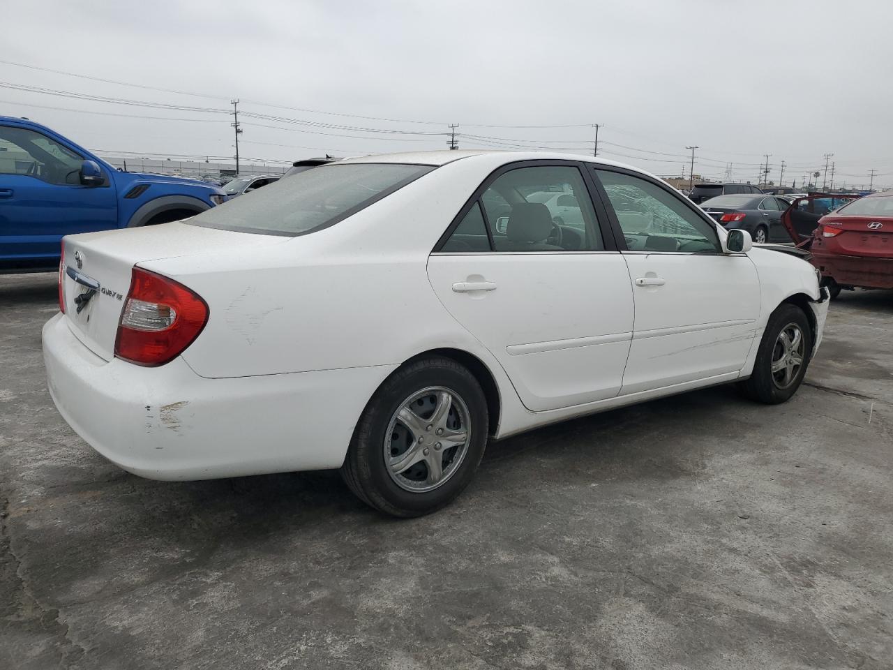 JTDBE32K420130036 2002 Toyota Camry Le