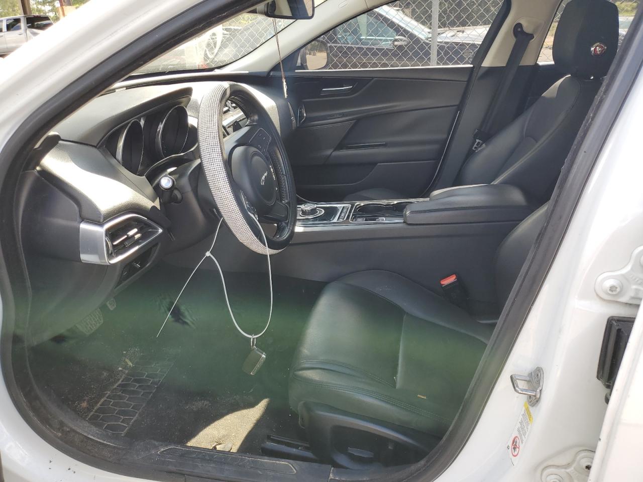 SAJAR4BG6HA977193 2017 Jaguar Xe