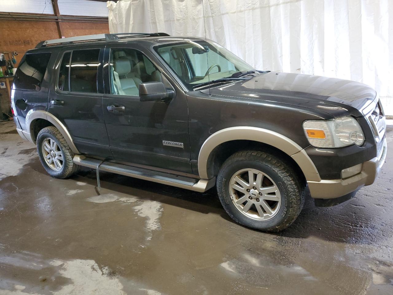 1FMEU74E77UA68514 2007 Ford Explorer Eddie Bauer