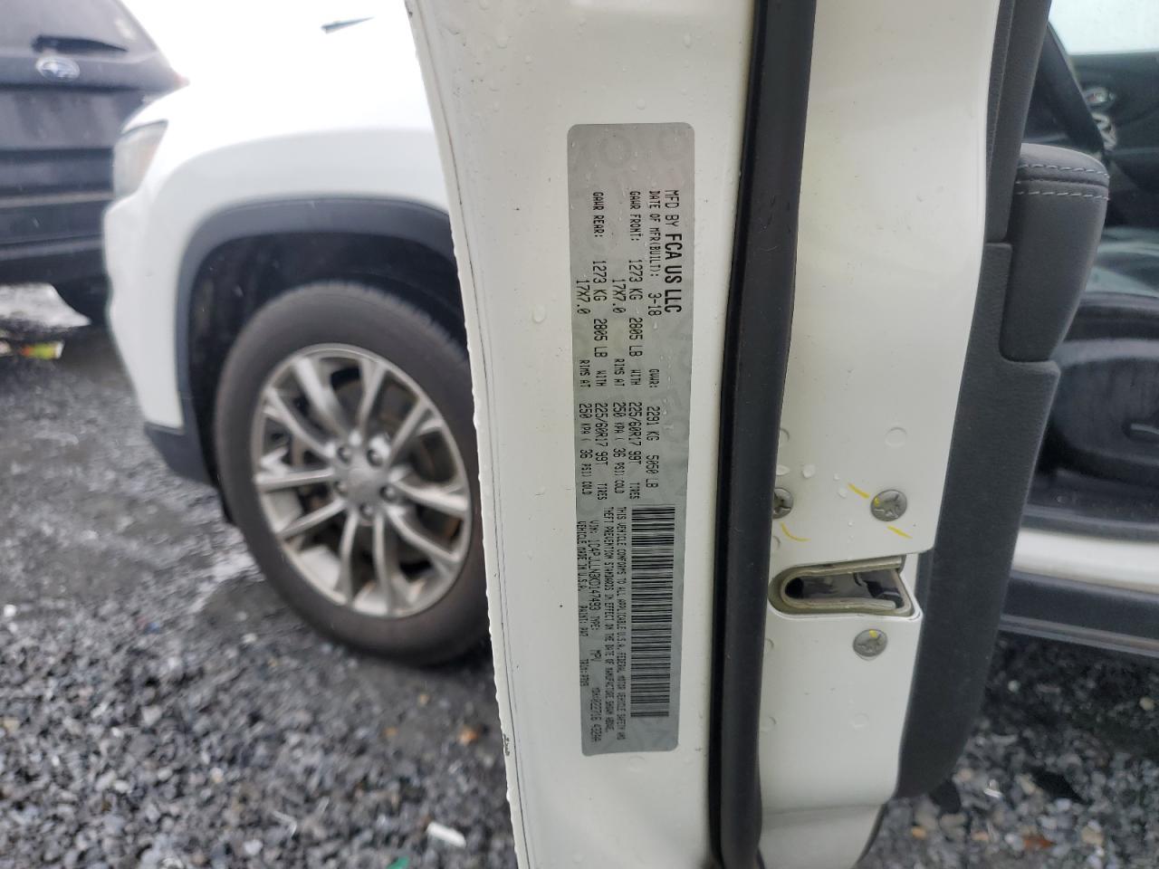 1C4PJLLN3KD147493 2019 Jeep Cherokee Latitude Plus