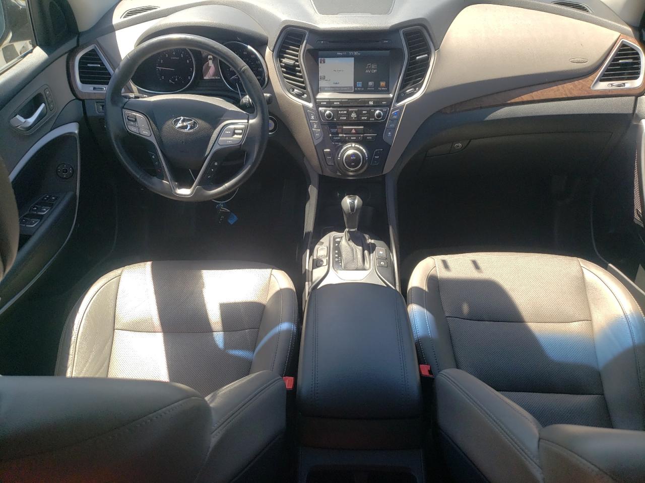 KM8SRDHF0HU212430 2017 Hyundai Santa Fe Se Ultimate