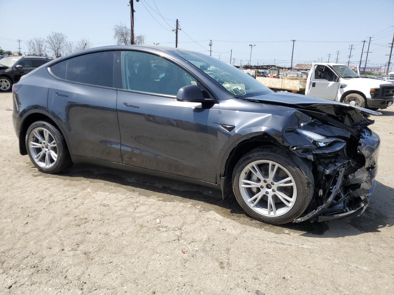 7SAYGDEE0RA218688 2024 Tesla Model Y