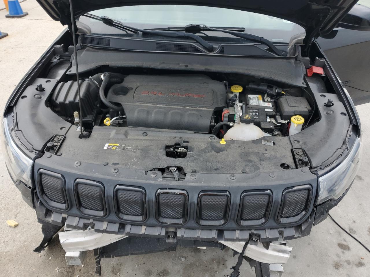 3C4NJCBB2NT166629 2022 Jeep Compass Latitude