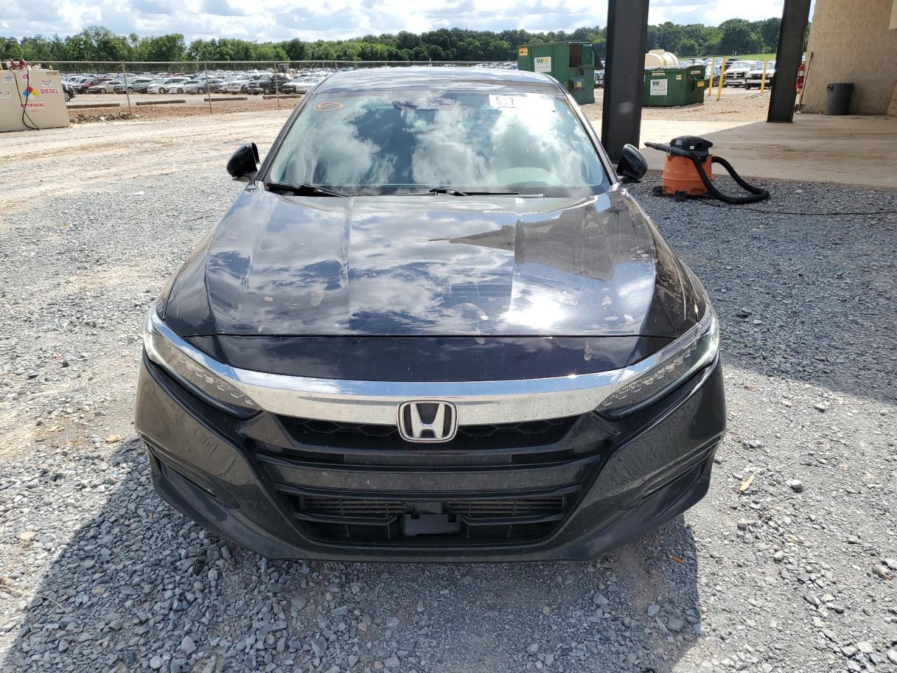 1HGCV2F91JA050676 2018 Honda Accord Touring