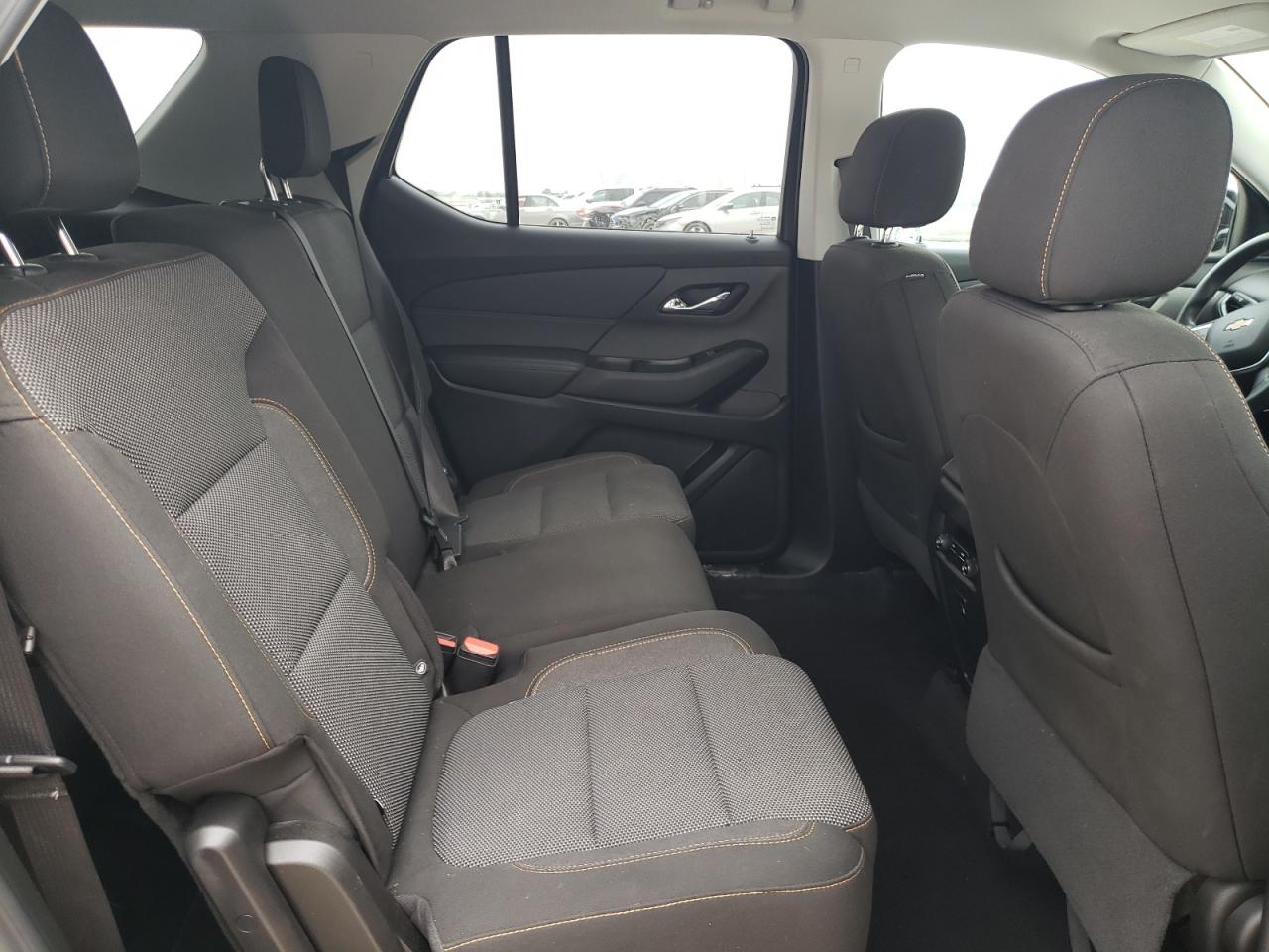 1GNERFKW2JJ131983 2018 Chevrolet Traverse Ls