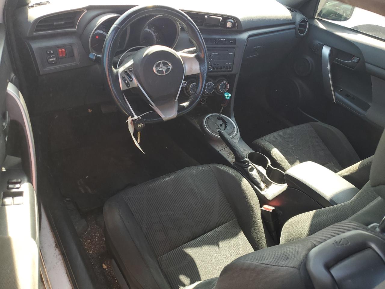 JTKJF5C74C3028078 2012 Toyota Scion Tc