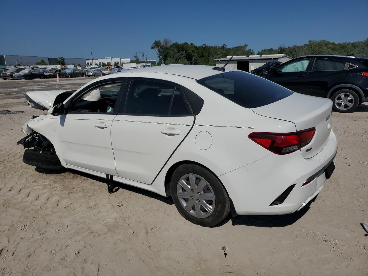 3KPA24AD7NE465896 2022 Kia Rio Lx