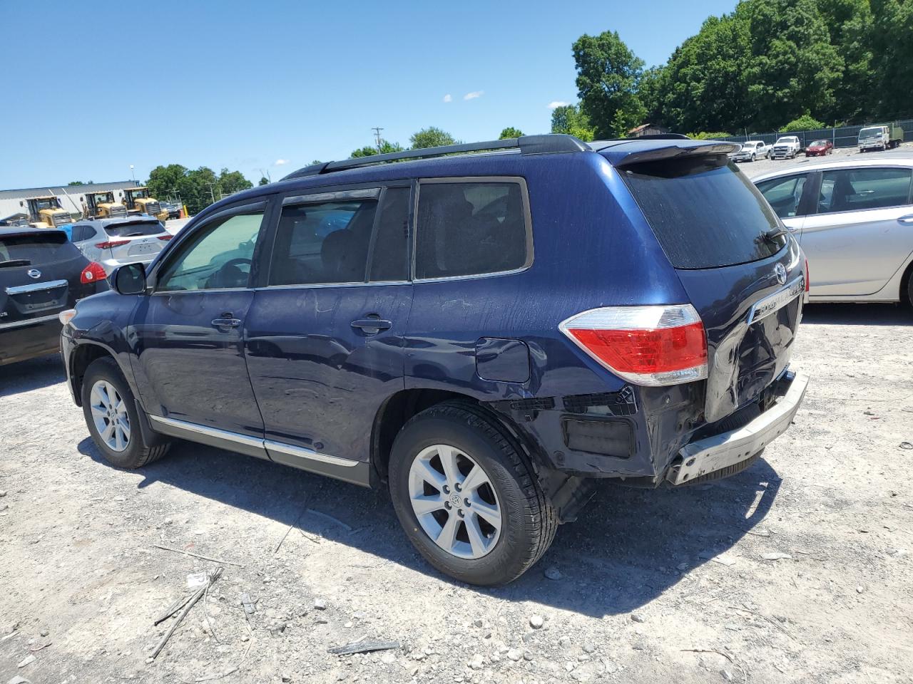 5TDBK3EH1DS249221 2013 Toyota Highlander Base