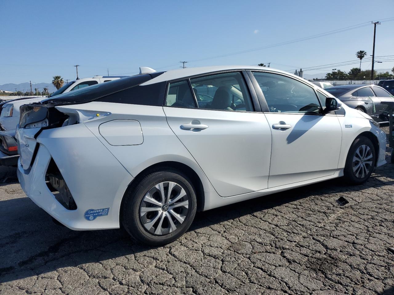 2021 Toyota Prius Prime Le vin: JTDKAMFP5M3167122