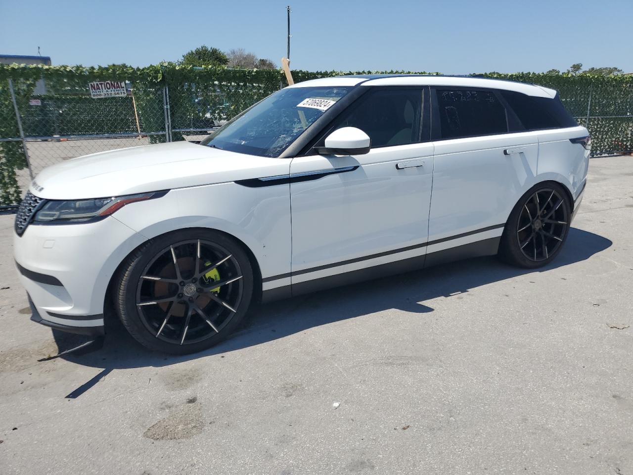 2019 Land Rover Range Rover Velar S vin: SALYB2EVXKA798123