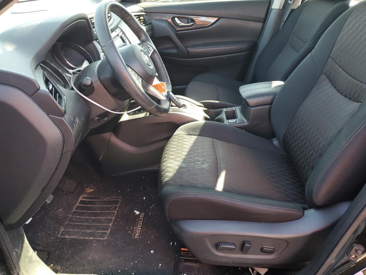 5N1AT2MV5JC818350 2018 Nissan Rogue S