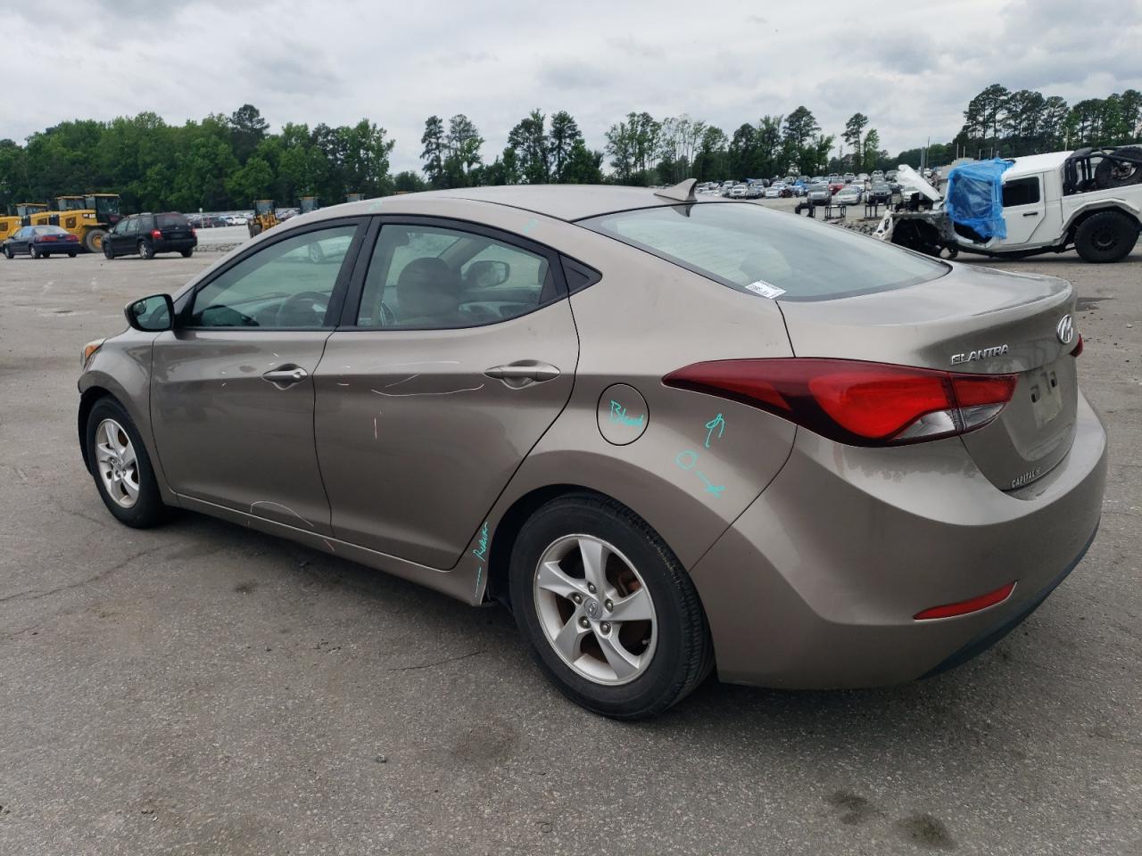 5NPDH4AE6FH586310 2015 Hyundai Elantra Se