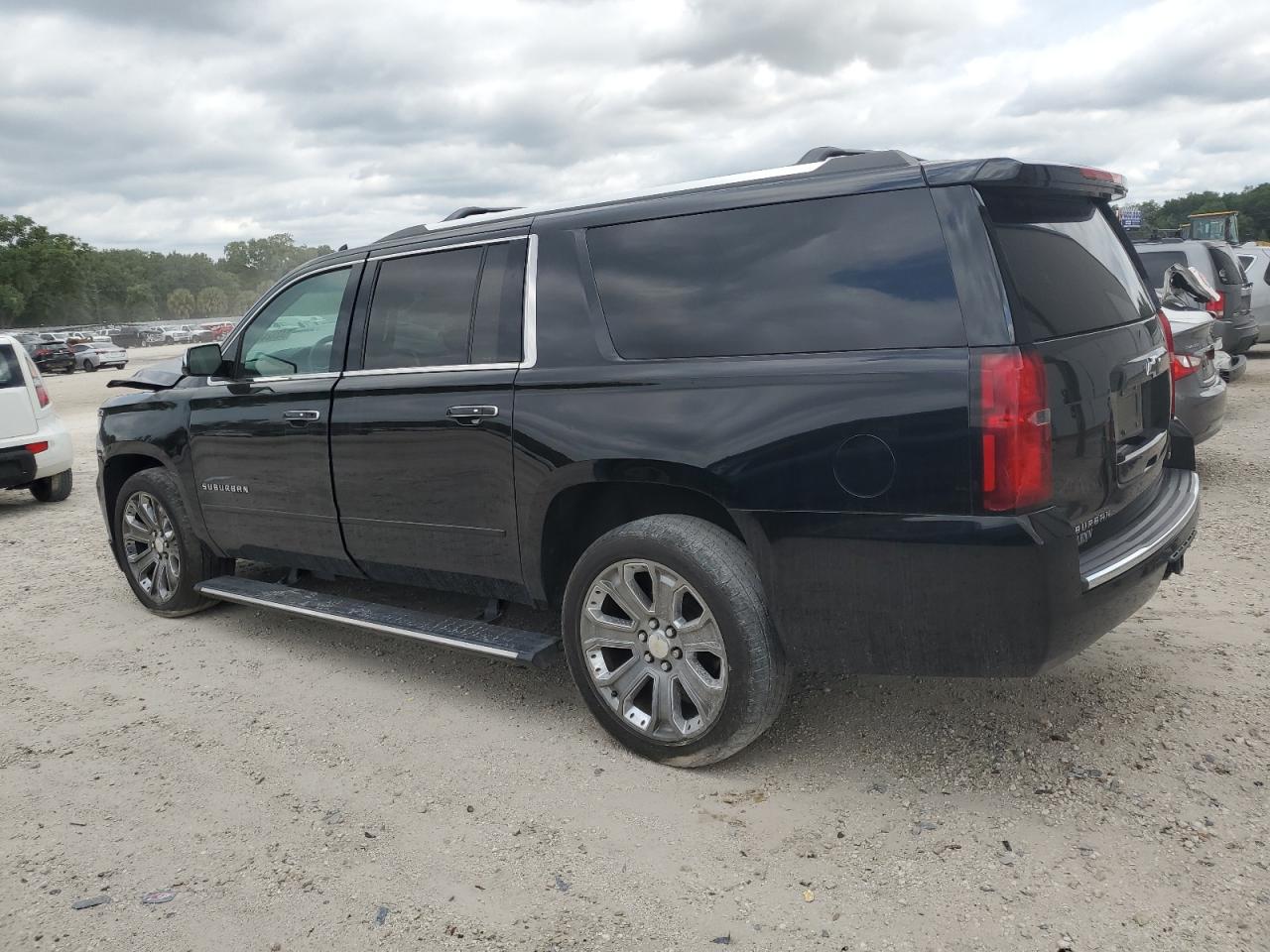 1GNSKJKCXHR263952 2017 Chevrolet Suburban K1500 Premier