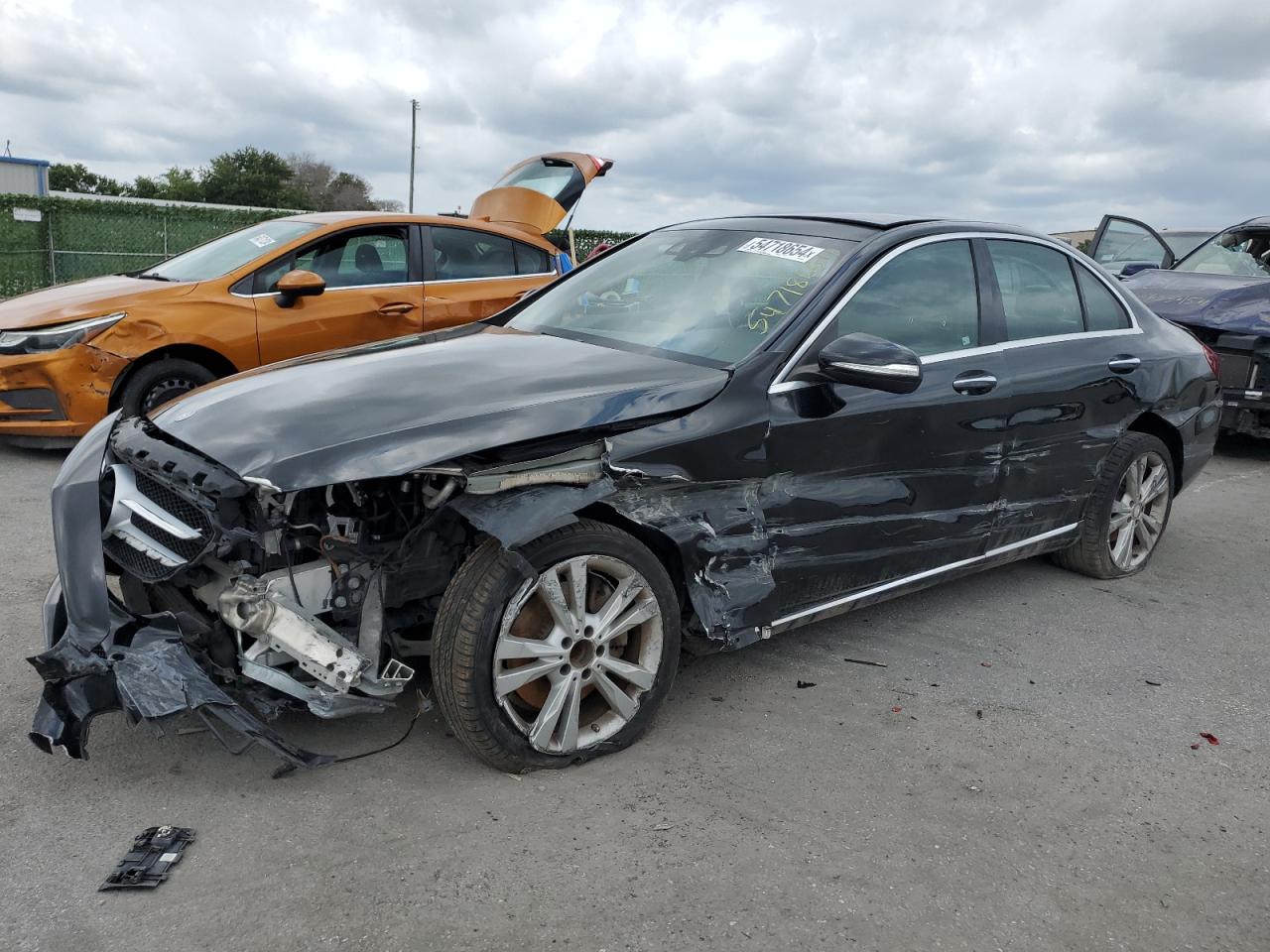 55SWF4JB8FU045728 2015 Mercedes-Benz C 300