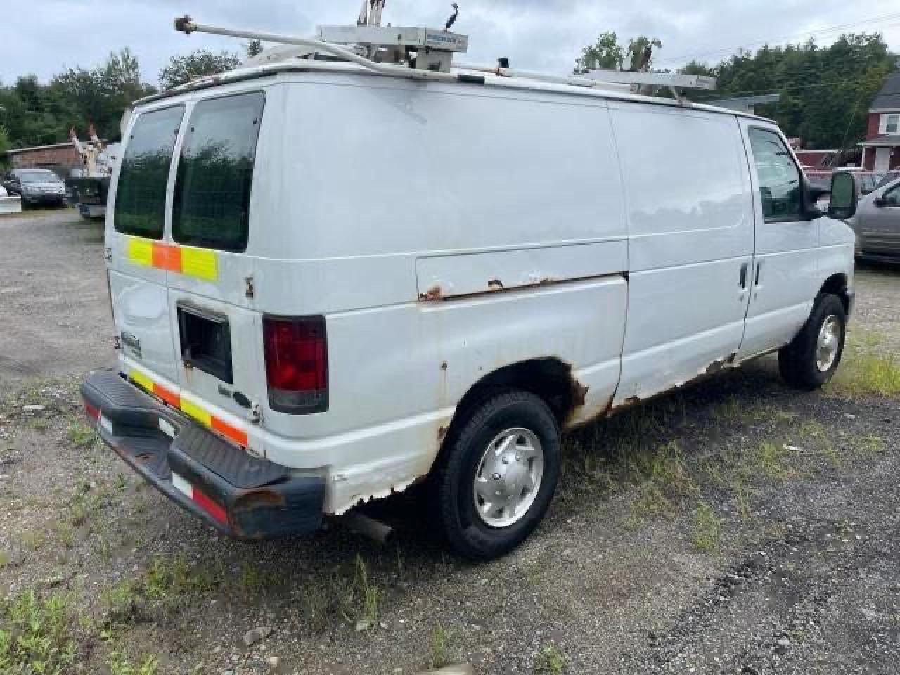 1FTNE2EW8DDA81361 2013 Ford Econoline E250 Van