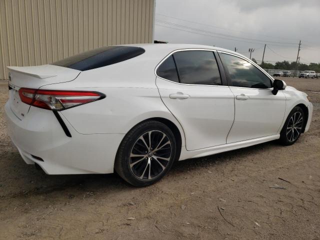 VIN 4T1B11HK0JU575089 2018 Toyota Camry, L no.3