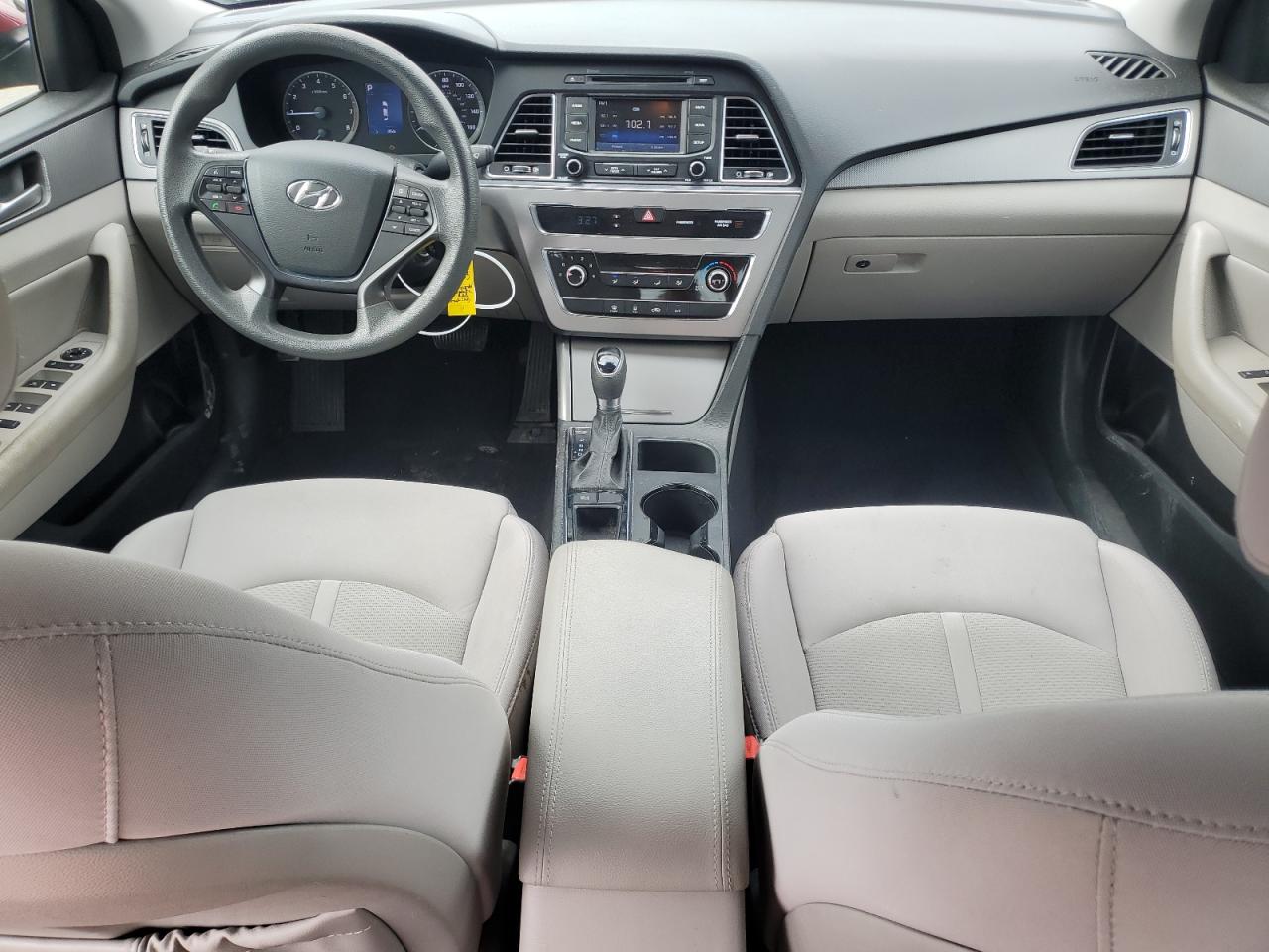 5NPE24AF1FH235271 2015 Hyundai Sonata Se