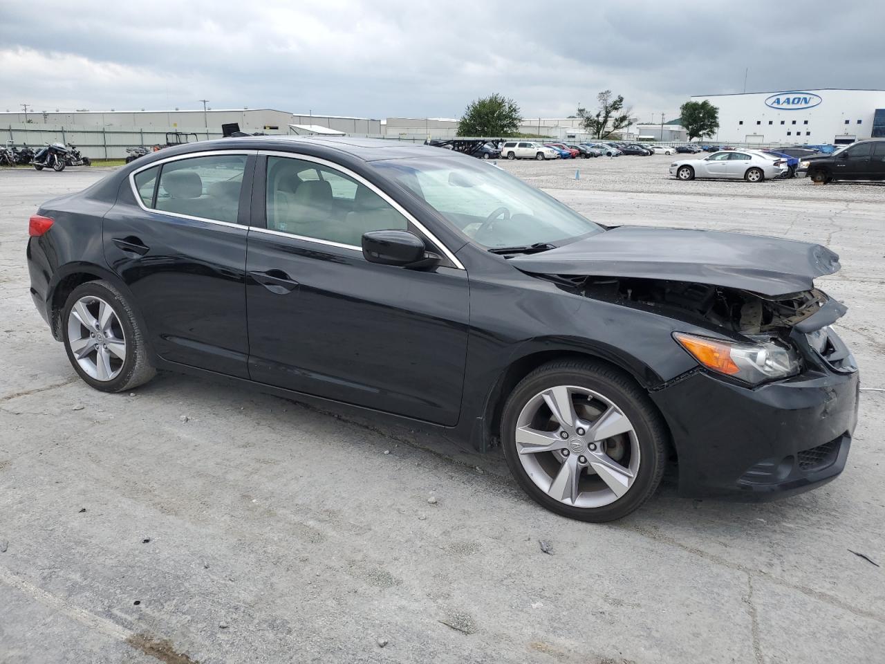 19VDE1F72DE005641 2013 Acura Ilx 20 Tech