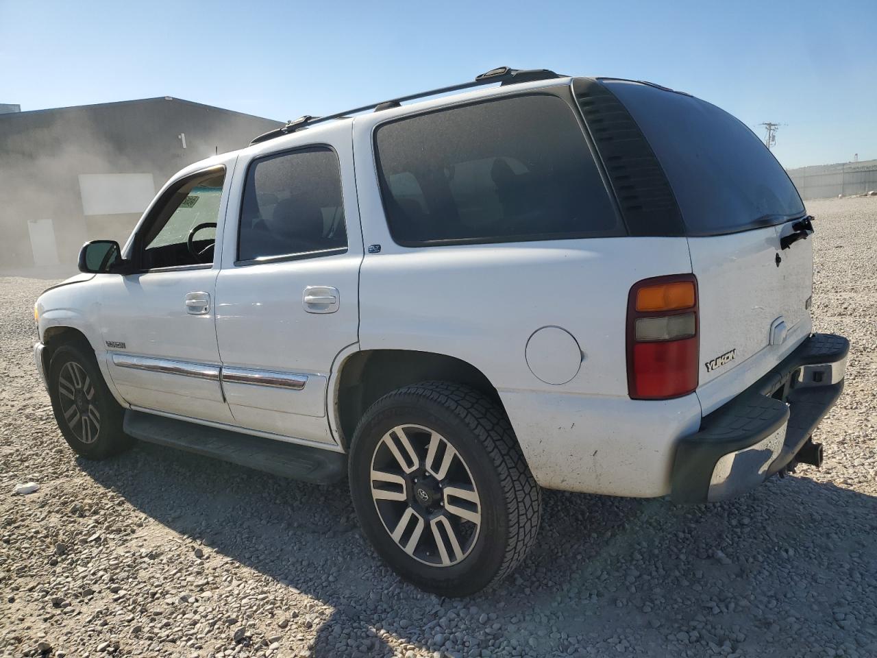 1GKEK13TX3R212436 2003 GMC Yukon