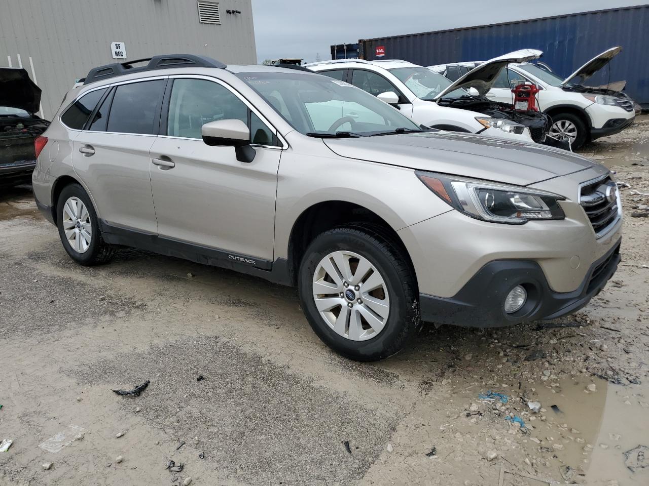 4S4BSAFC0K3364765 2019 Subaru Outback 2.5I Premium