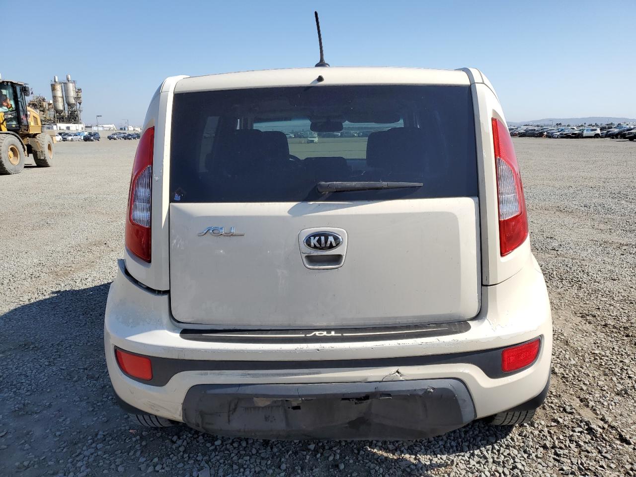 KNDJT2A51D7774711 2013 Kia Soul