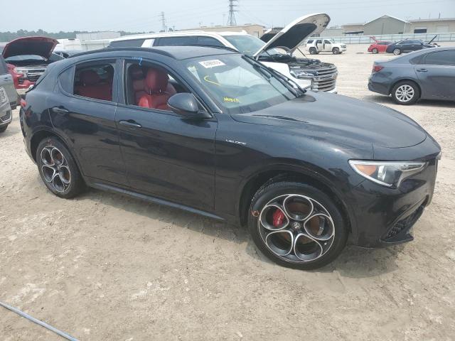 2022 Alfa Romeo Stelvio Ti VIN: ZASPAKBN2N7D50042 Lot: 43985924