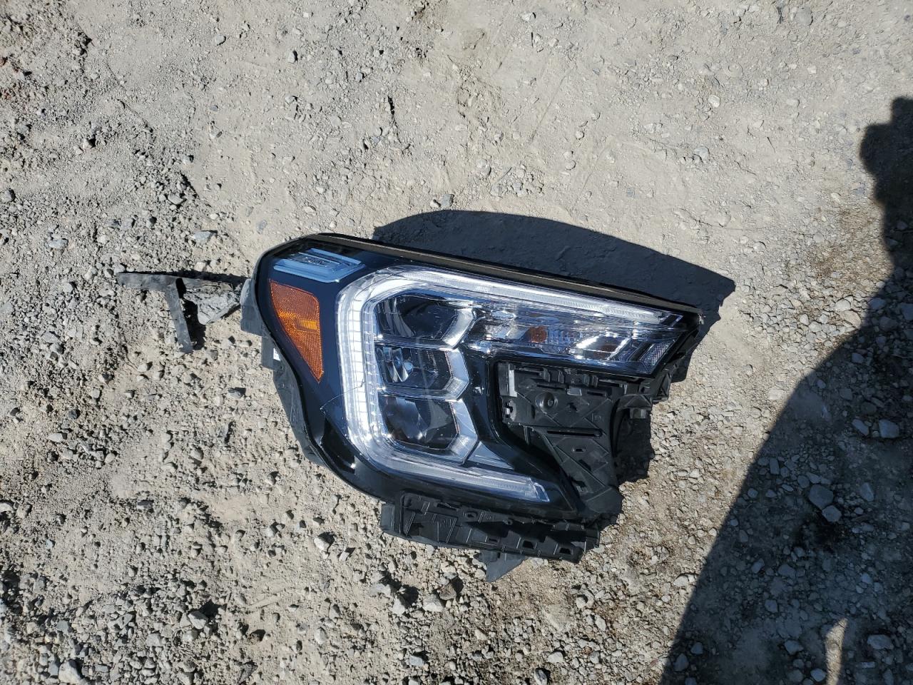 3GKALMEV2NL195654 2022 GMC Terrain Sle