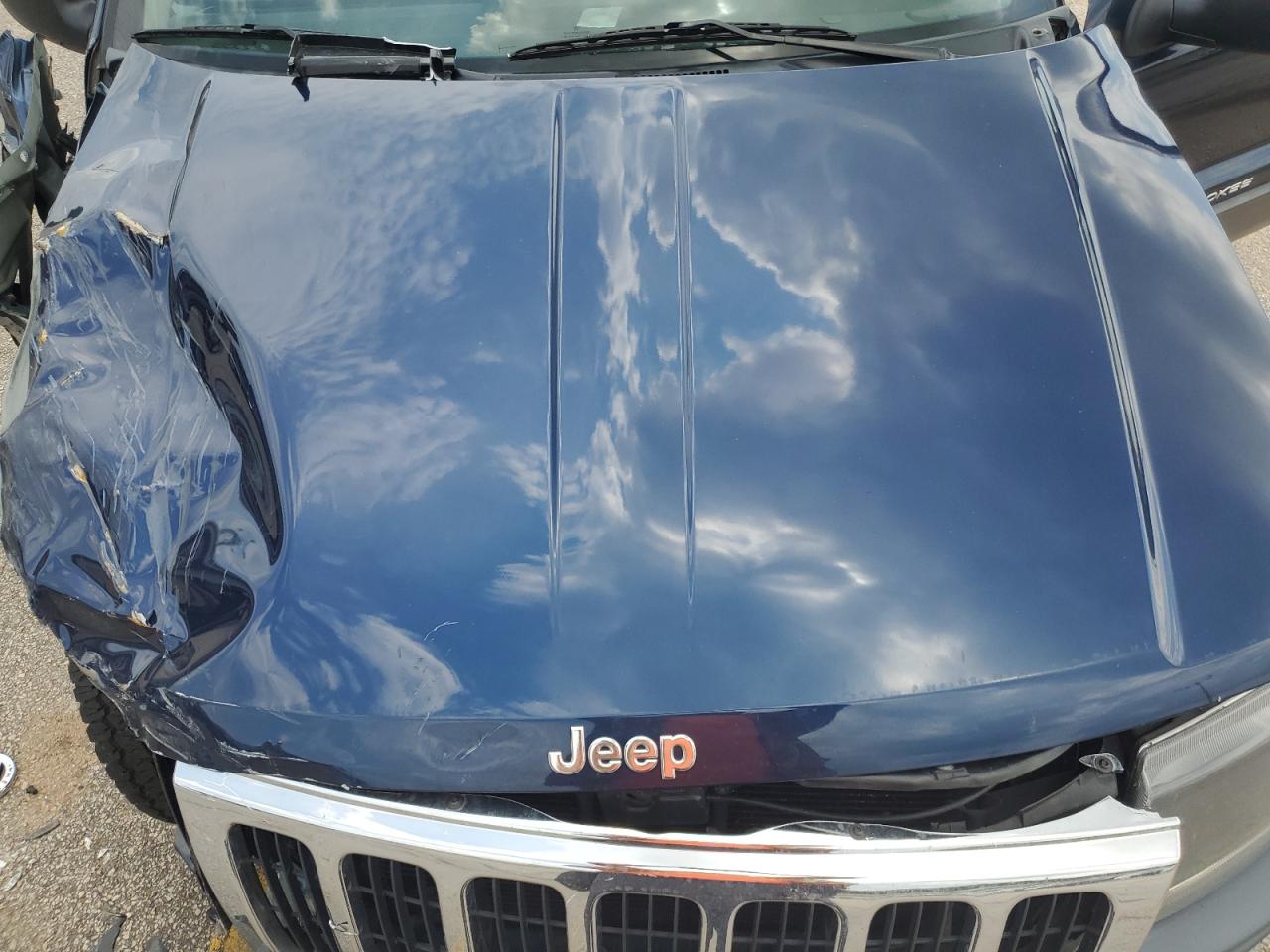 1J4GW48S13C547785 2003 Jeep Grand Cherokee Laredo