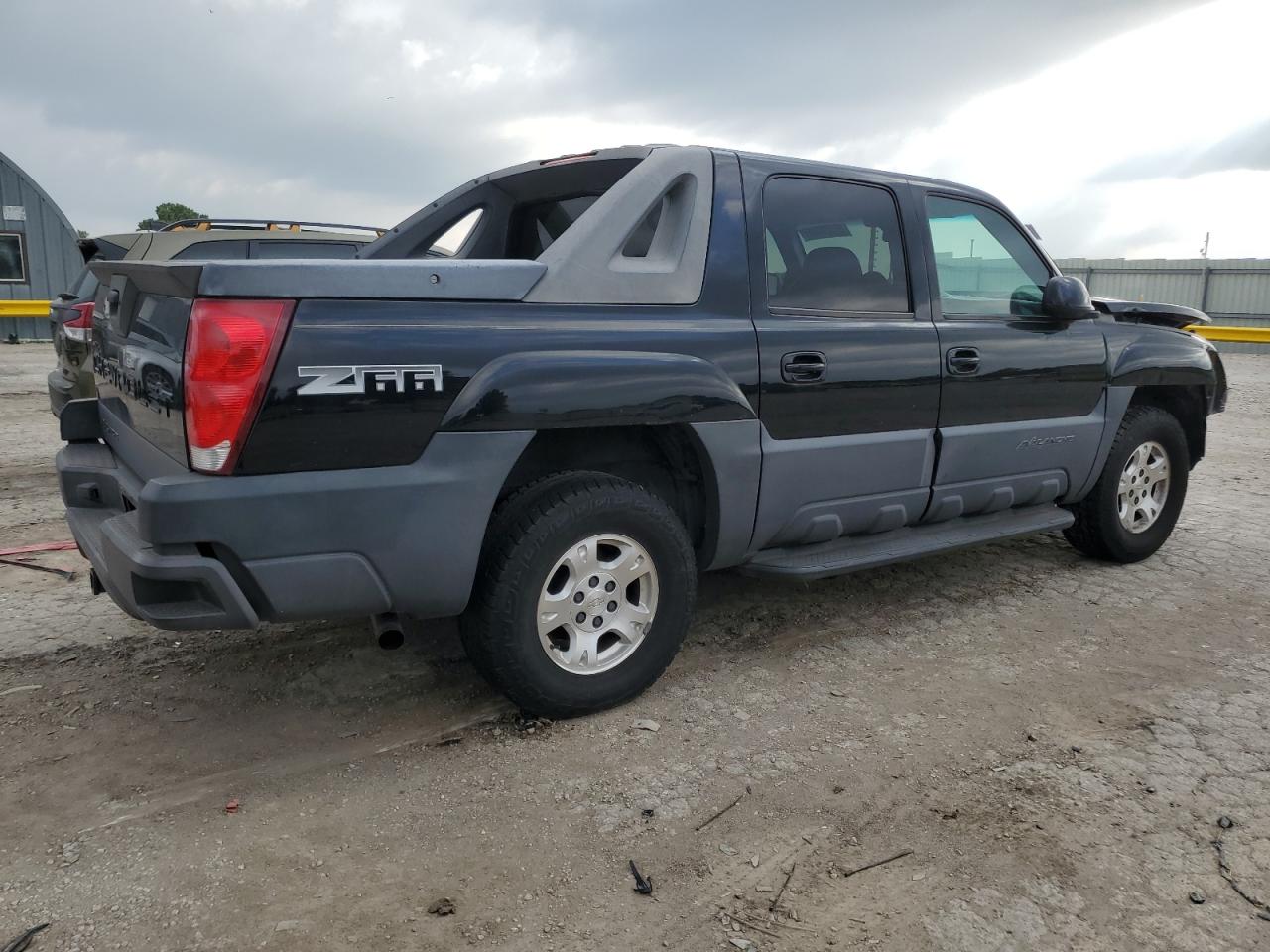 3GNEC12T74G208153 2004 Chevrolet Avalanche C1500