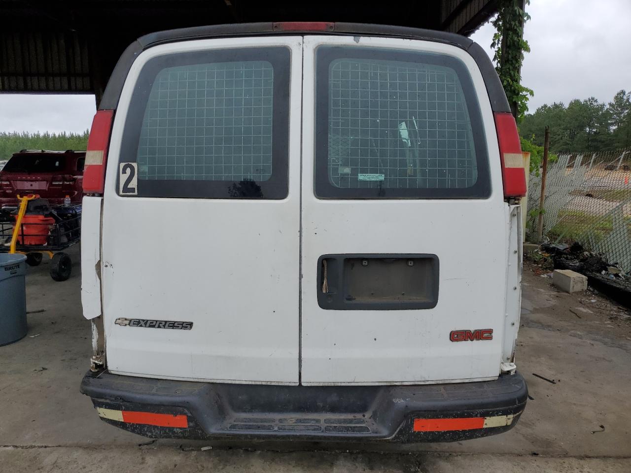 1GCGG25U031123300 2003 Chevrolet Express G2500