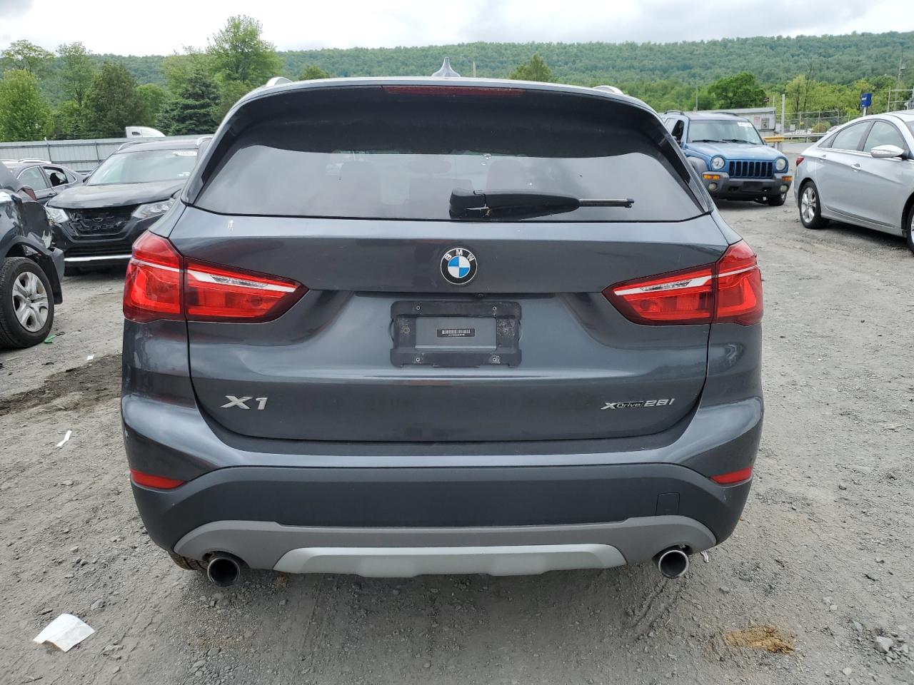 WBXHT3C34J5L35173 2018 BMW X1 xDrive28I