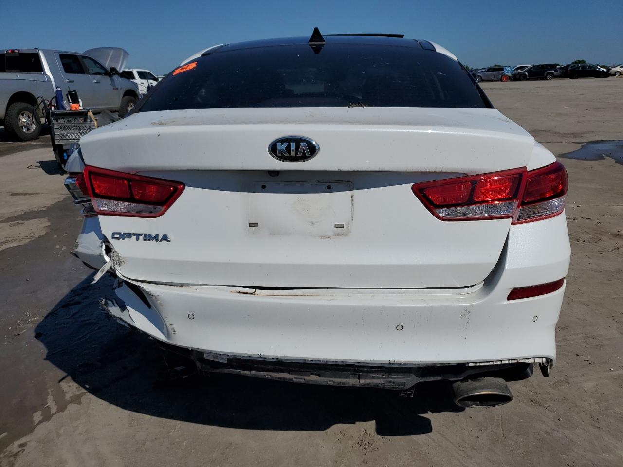 2019 Kia Optima Lx vin: 5XXGT4L39KG335746