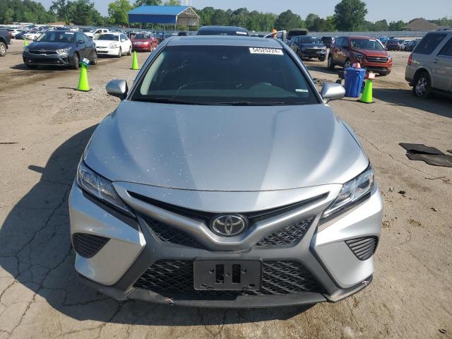 2018 Toyota Camry L VIN: 4T1B11HK4JU535825 Lot: 54525224