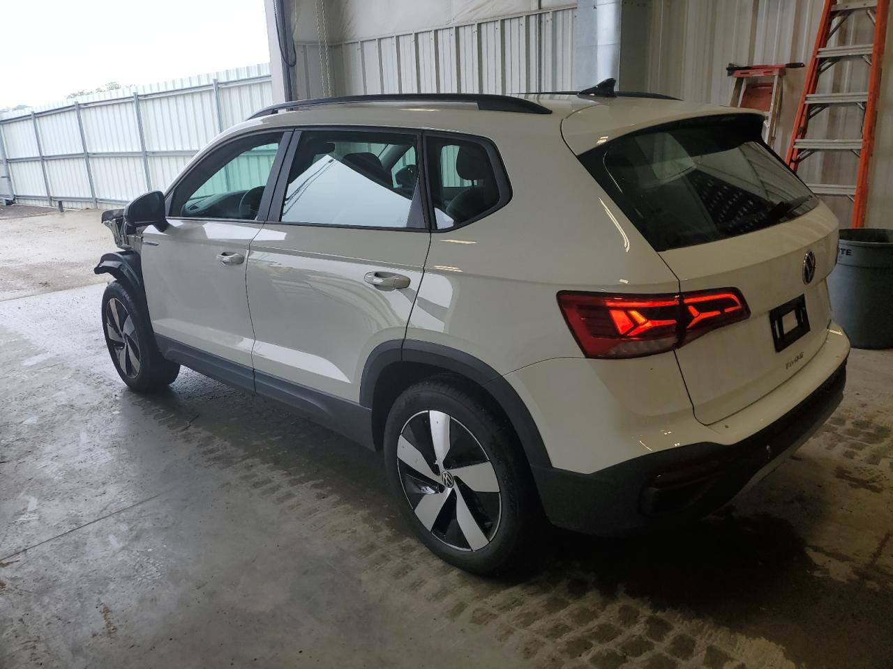 2024 Volkswagen Taos S vin: 3VV8X7B28RM018716