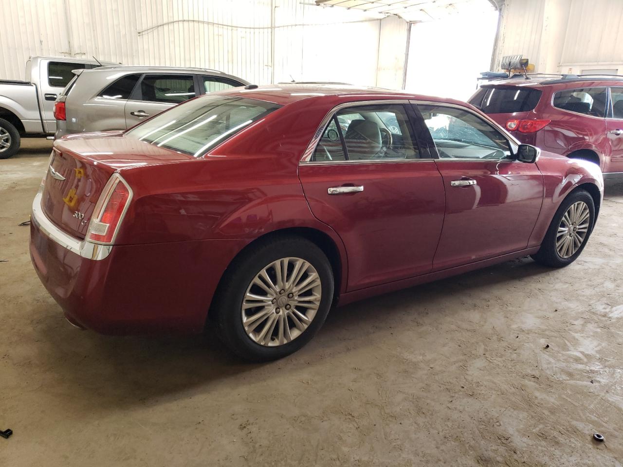 2C3CCAKT2CH182550 2012 Chrysler 300C