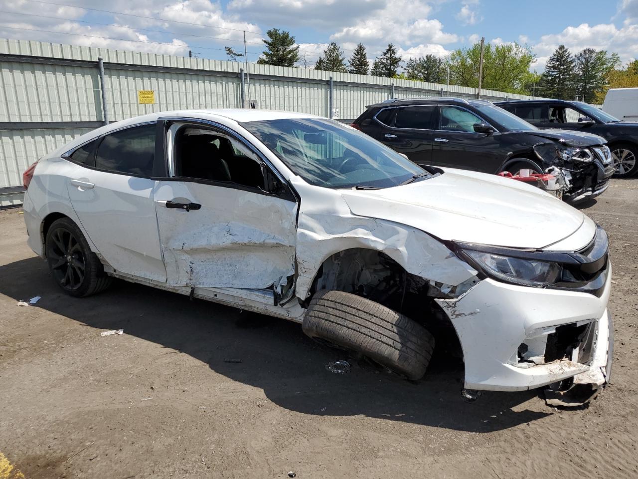 2HGFC2F8XKH592405 2019 Honda Civic Sport