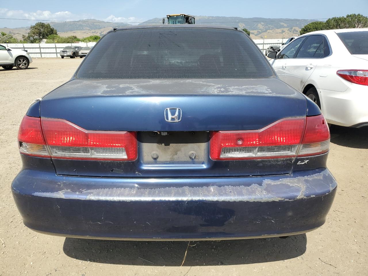 1HGCG66541A052212 2001 Honda Accord Lx