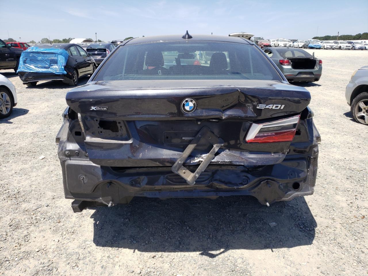 WBAJE7C50KWW14999 2019 BMW 540 Xi