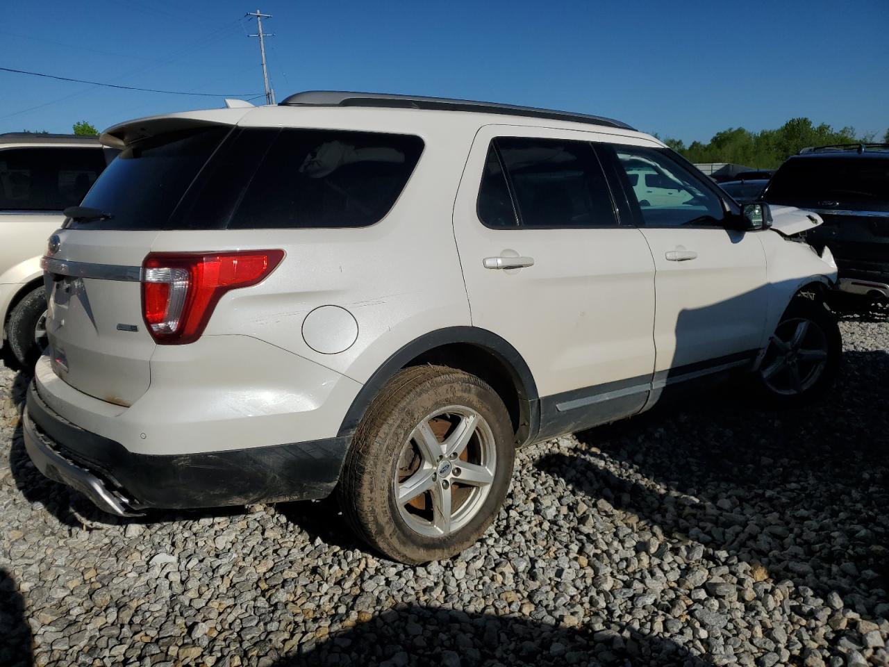 1FM5K8DH2GGC75025 2016 Ford Explorer Xlt