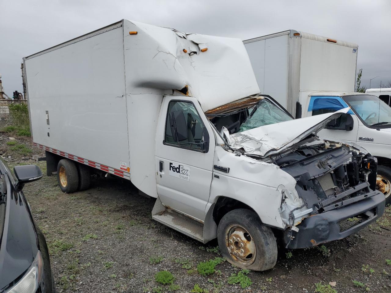 FORD ECONOLINE E450 SUPER DUTY CUTAWAY VAN